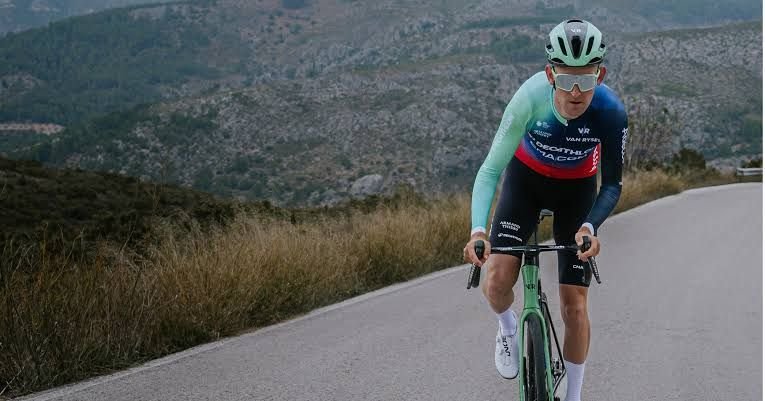 Tiesj Benoot Praises "Sponge" Paul Seixas After Historic Il Lombardia Victory
